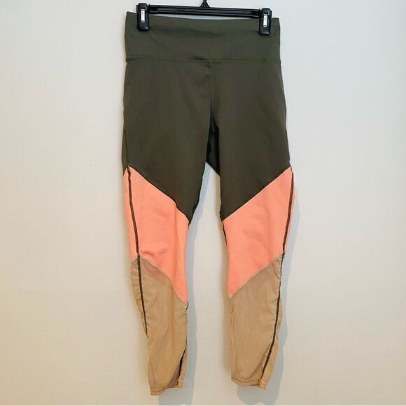 Fabletics Zone Powerhold High Waisted Colorblock Leggings Size Medium - Picture 2 of 8